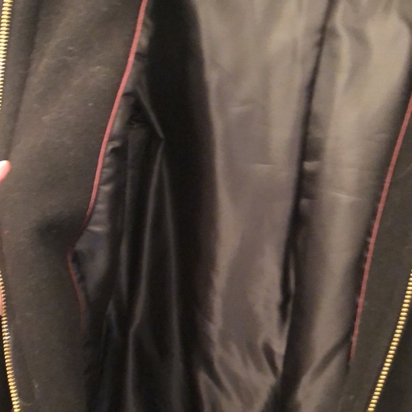 Black pea coat with hood and faux fur collar, that’s removable.like new - Picture 7 of 11